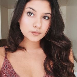 Meet your Posher, Marianna